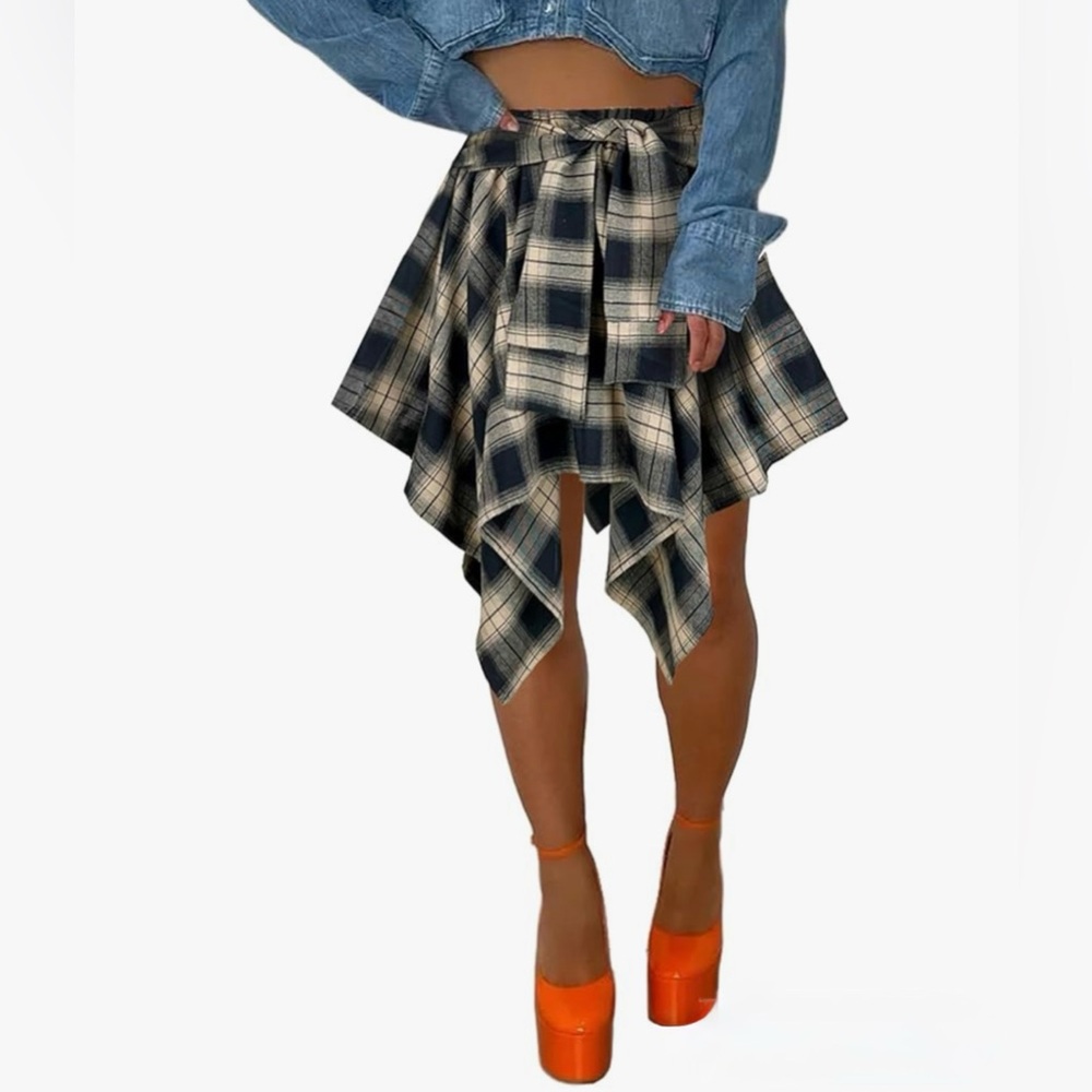 Plaid Handkerchief Hem Skirt